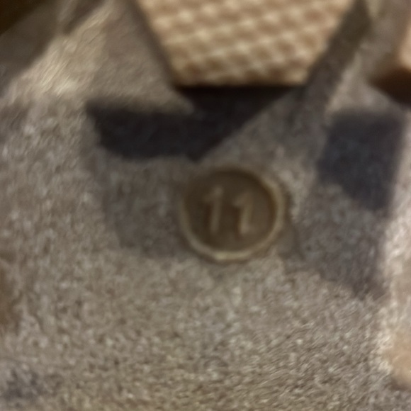 Universal Threads waterproof snakeskin boots - Picture 6 of 6